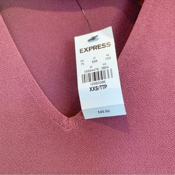 Express Wine Red Cold-Shoulder Bell Sleeves V-Neck Top - Picture 3 of 6